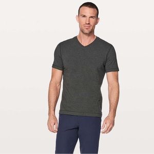 Lululemon 5 Year Basic V Heathered Black Short Sleeve V-Neck Dark Grey Men’s XS